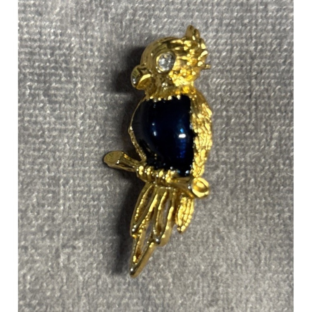 Unbranded Small 1 1/2" (inch) Deep Blue & Gold Tone Bird Pin / Brooch